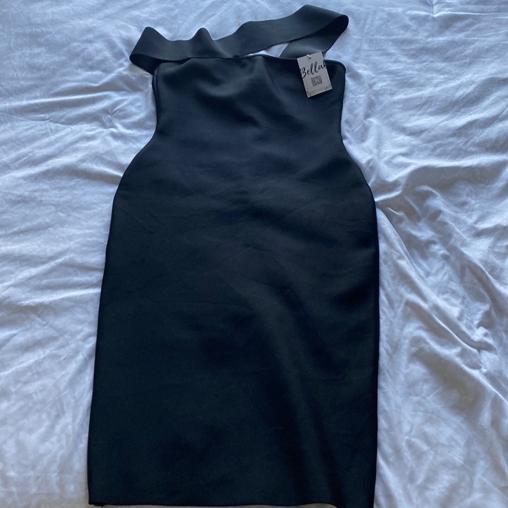 NWT Bella Barnett black bandage midi dress